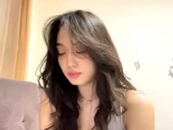 bella_gasp webcam chaturbate model stream image
