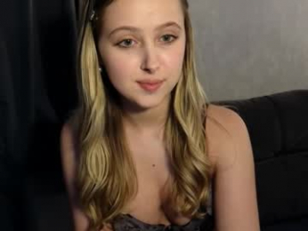 kittynchloe webcam model stream image