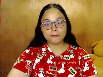 _Lylia webcam model stream image