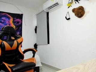 Alexj Black webcam model stream image