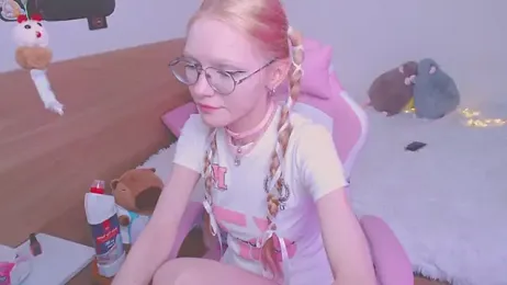 blush webcam model stream image