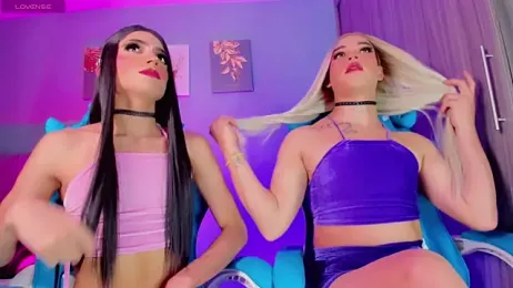 Penny_and_Kate webcam model stream image