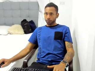 chistianlara webcam model stream image