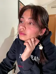 Adriennesexxx webcam model stream image