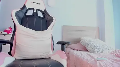 Adriennesexxx webcam model stream image