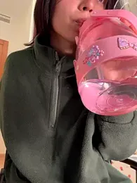 Adriennesexxx webcam model stream image