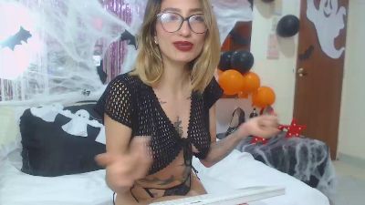 Kaii_ webcam model stream image