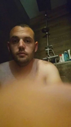 Clemeg webcam model stream image