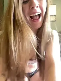 sage__marie webcam model stream image
