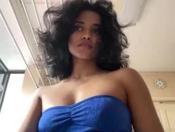 mriea_ webcam model stream image