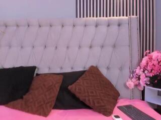 Kessie Bunny webcam flirt4free model stream image