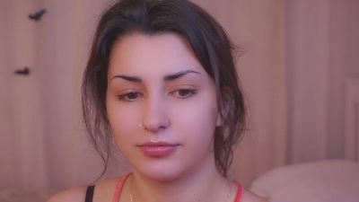 NickyHence webcam model stream image