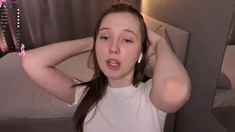 bonnyfloweer webcam stripchat model stream image