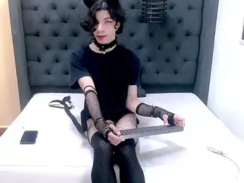 Atley_Dolly webcam model stream image