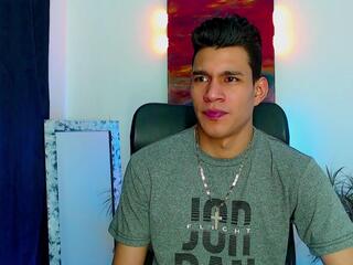 Dyland Davis webcam flirt4free model stream image