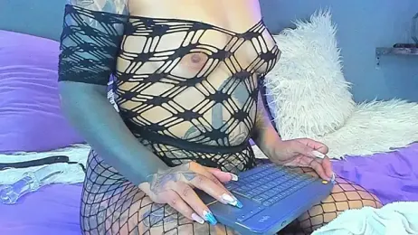 cloe_bridgee webcam stripchat model stream image