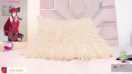 Thayler_jones webcam model stream image