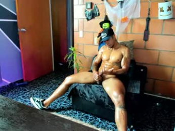 adam_valencia webcam model stream image