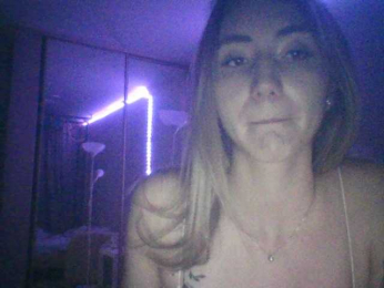Meliss1sa webcam bongacams model stream image