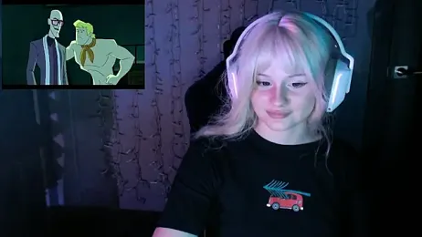 BlondyyArish webcam model stream image