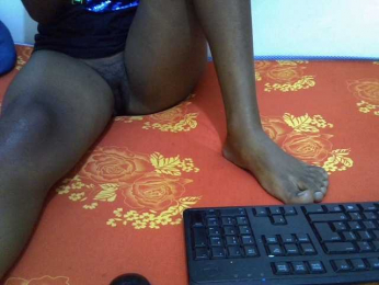 Hotdiva43 webcam bongacams model stream image