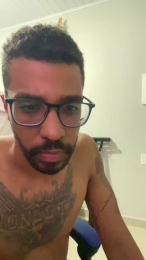 Junior_dote webcam model stream image
