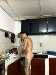Azerate_infernus webcam model stream image