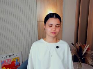 Rowena Chappel webcam model stream image