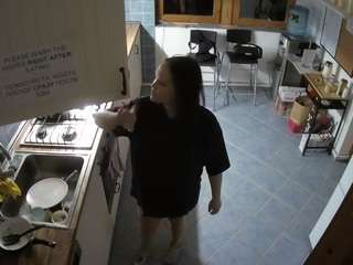 voyeurcam-julmodels-kitchen-2 webcam model stream image