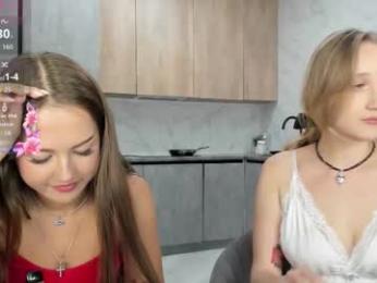 go0d_grl webcam model stream image