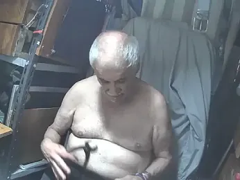 nonnomaturobisex webcam model stream image