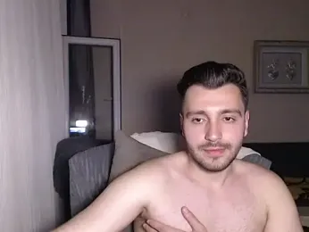handsomeee04 webcam model stream image