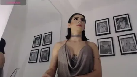 KinaCooper webcam model stream image
