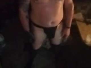 joeyuhoh webcam model stream image