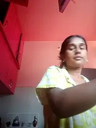 hotshreya69 webcam stripchat model stream image