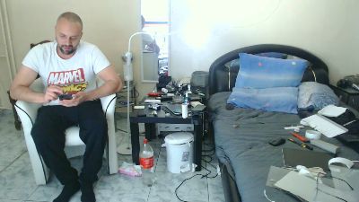 Musclle_ webcam model stream image