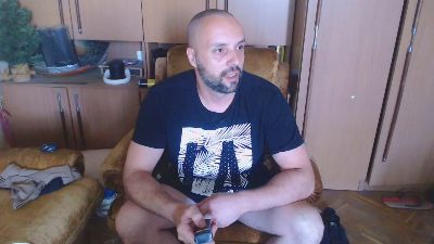 Musclle_ webcam model stream image