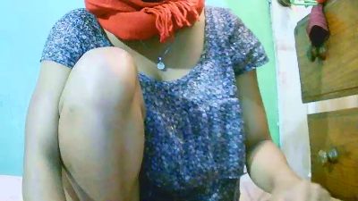Juliesweety webcam model stream image
