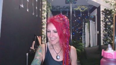 SkySparks webcam model stream image