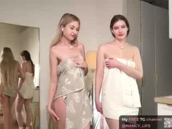 oops_my_english webcam chaturbate model stream image