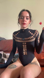 Bluerichyyy webcam cam4 model stream image