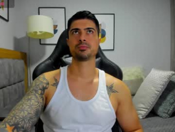 adam_clarke webcam model stream image