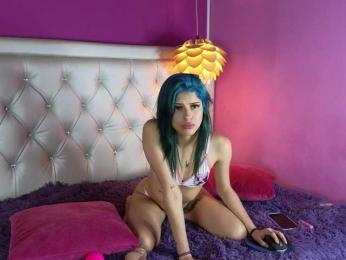 ElyCandyCurse webcam model stream image