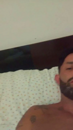 Boys2trend webcam model stream image