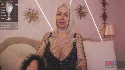 RubyXDivine webcam model stream image