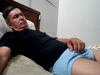 elver271@xh webcam model stream image