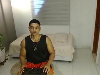 Eross King webcam model stream image