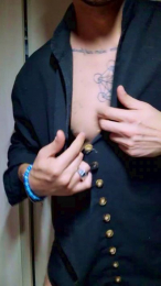 ale1717 webcam model stream image