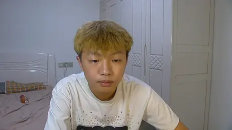 Chocolates-001 webcam model stream image