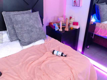 Lolarose webcam model stream image